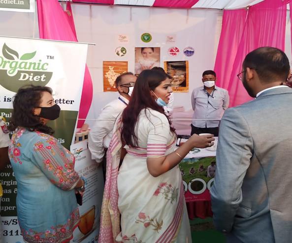 Chief Guest Ms Akriti Sagar, DM (Central) at Tea Board stall at Red Fort Lawns, 24/09/2021